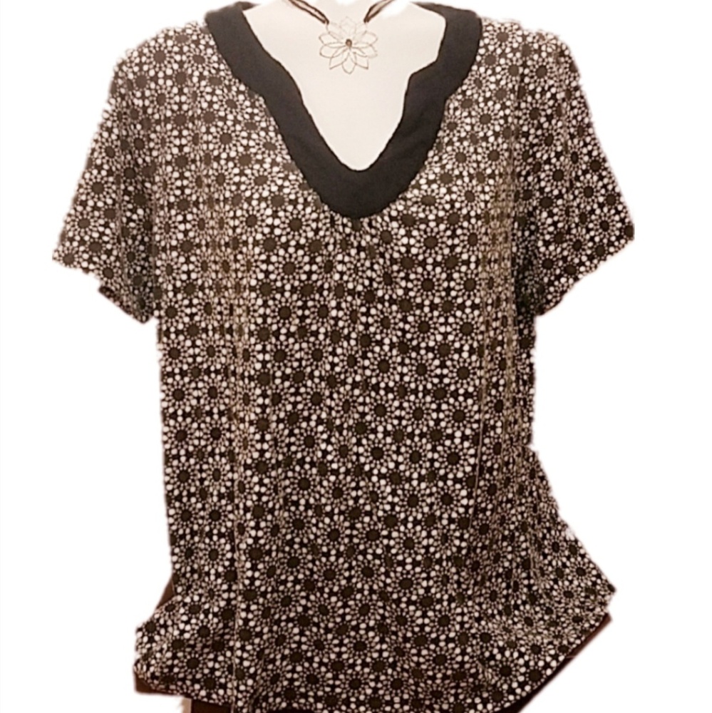 Croft & Barrow Woman's Short-sleeved Top